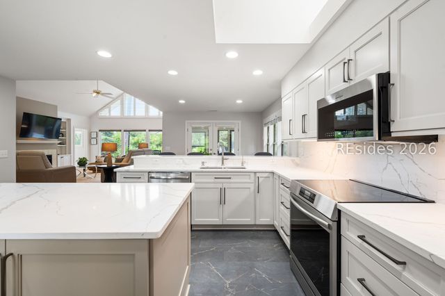 9 Wild Holly Ct, Hilton Head Island, SC 29926