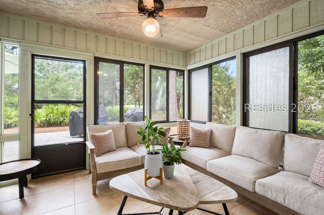 9 Wild Holly Ct, Hilton Head Island, SC 29926