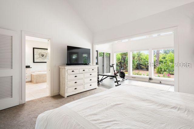 9 Wild Holly Ct, Hilton Head Island, SC 29926