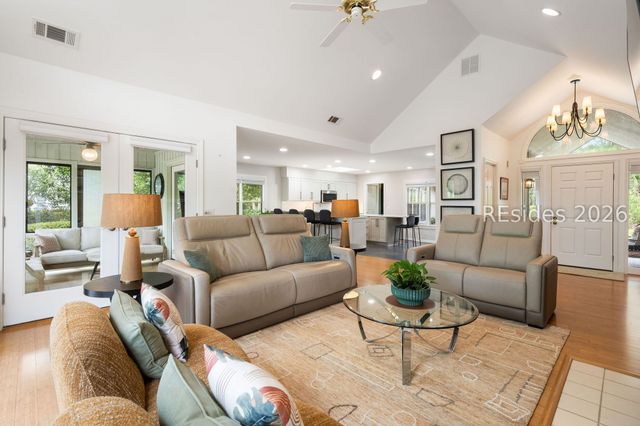 9 Wild Holly Ct, Hilton Head Island, SC 29926