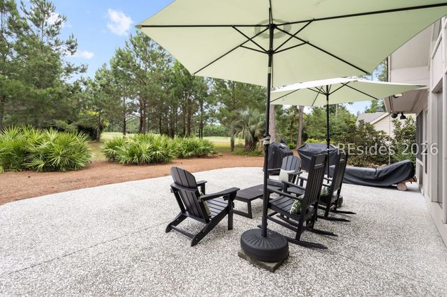 9 Wild Holly Ct, Hilton Head Island, SC 29926