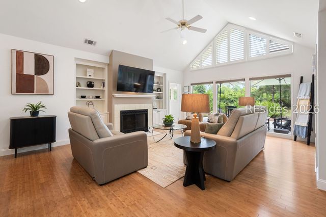 9 Wild Holly Ct, Hilton Head Island, SC 29926