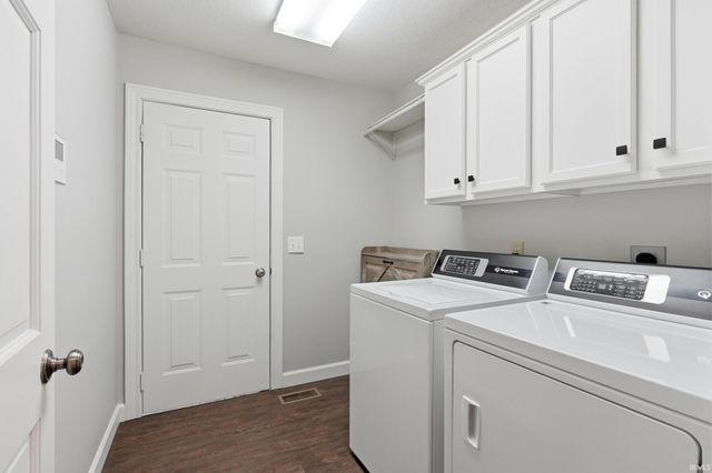1003 Coral Isle Cove, Fort Wayne, IN 46845
