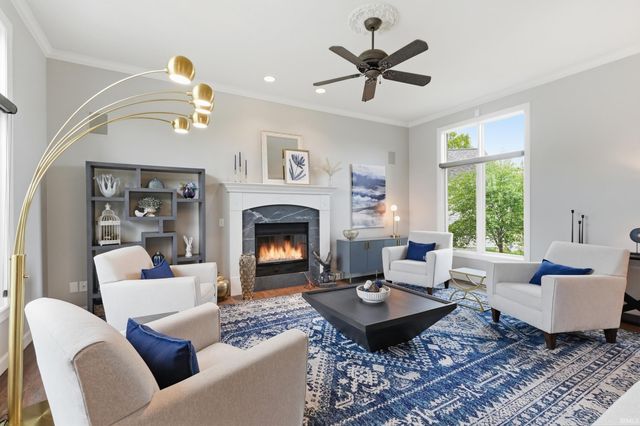 1003 Coral Isle Cove, Fort Wayne, IN 46845