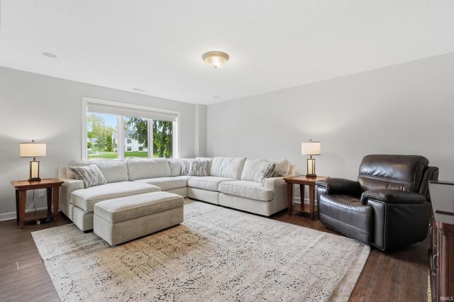 1003 Coral Isle Cove, Fort Wayne, IN 46845