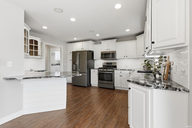 1003 Coral Isle Cove, Fort Wayne, IN 46845