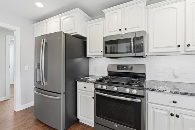 1003 Coral Isle Cove, Fort Wayne, IN 46845