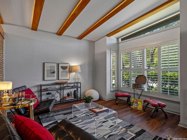 1834 Edgehill Drive, San Antonio, TX 78209