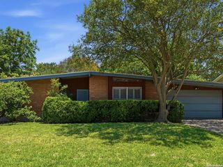 1834 Edgehill Drive, San Antonio, TX 78209