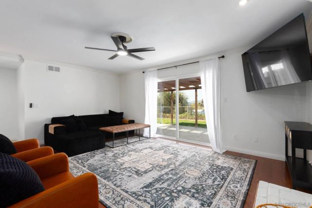 9722 Roe Dr, Santee, CA 92071