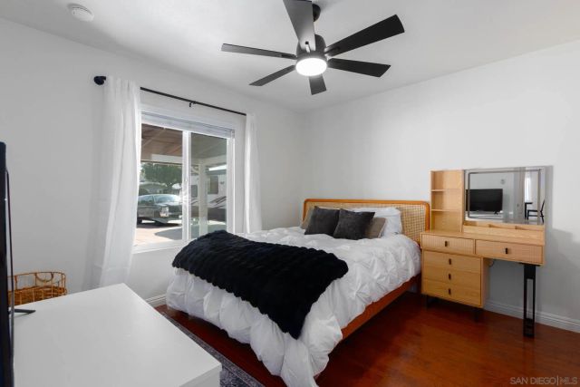 9722 Roe Dr, Santee, CA 92071