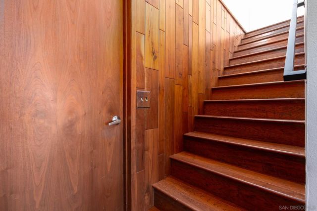 9722 Roe Dr, Santee, CA 92071