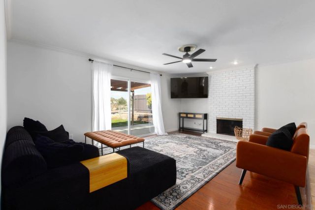 9722 Roe Dr, Santee, CA 92071