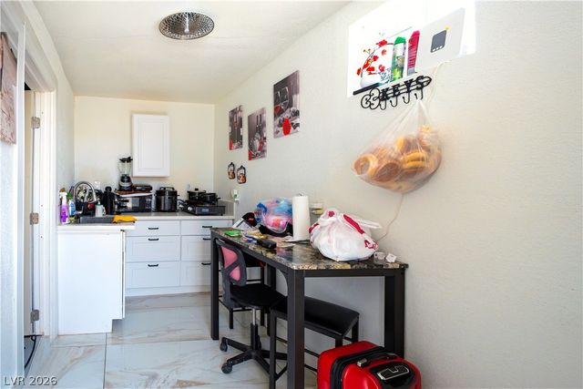 4701 Rip Van Winkle Lane, Las Vegas, NV 89102
