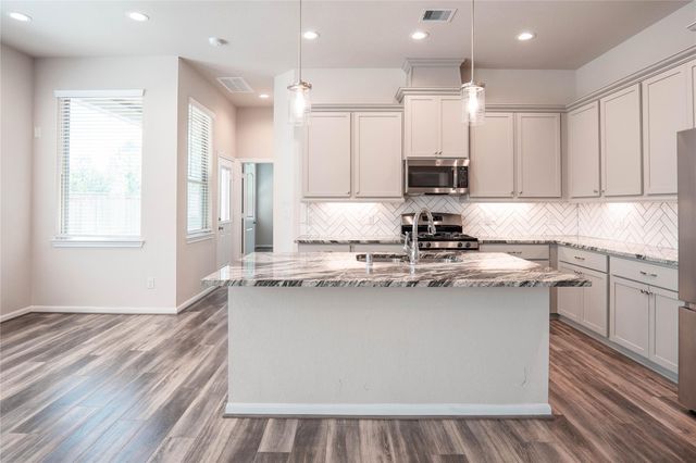 16119 Northern Cardinal Lane, Cypress, TX 77433