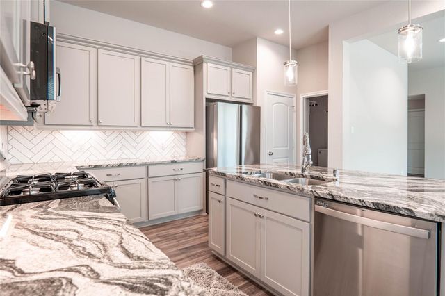 16119 Northern Cardinal Lane, Cypress, TX 77433