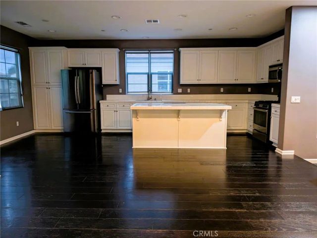 21758 Candela, Saugus, CA 91350