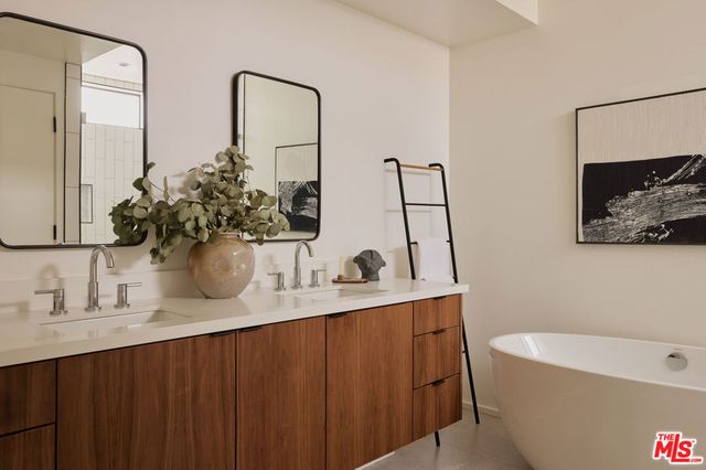 3214 Highland Avenue 4, Santa Monica, CA 90405