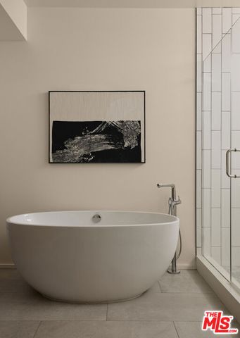 3214 Highland Avenue 4, Santa Monica, CA 90405