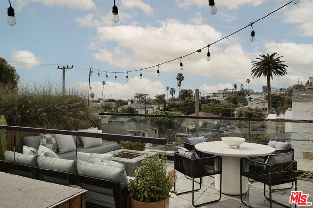 3214 Highland Avenue 4, Santa Monica, CA 90405