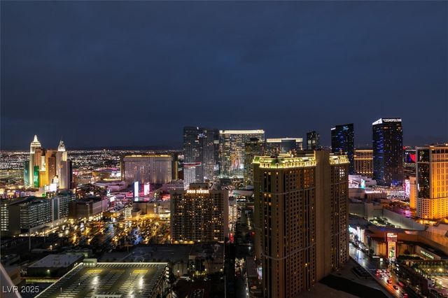 135 East HARMON Avenue 3709, Las Vegas, NV 89109