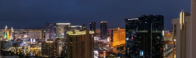 135 East HARMON Avenue 3709, Las Vegas, NV 89109