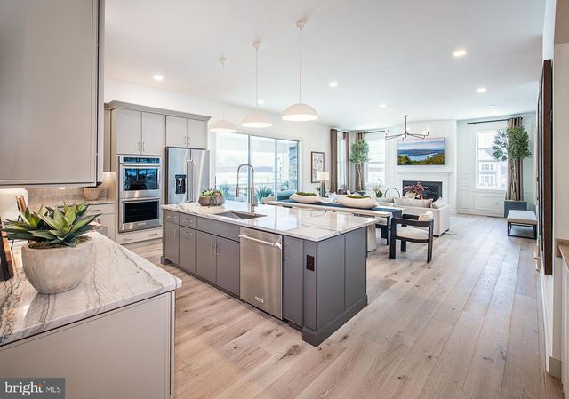 308 GRAYSON CT, Royersford, PA 19468