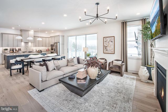 308 GRAYSON CT, Royersford, PA 19468