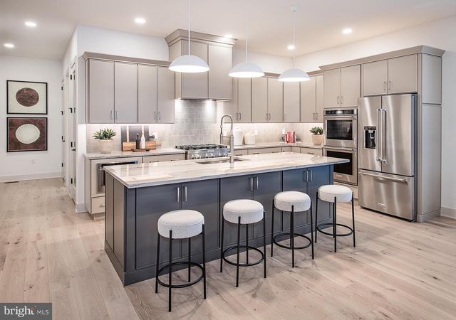 308 GRAYSON CT, Royersford, PA 19468