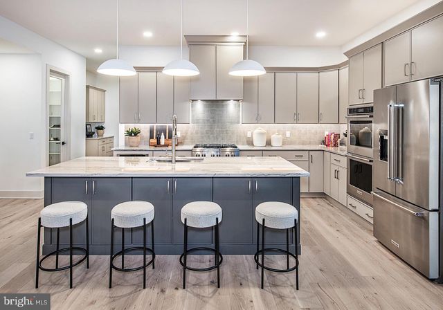 308 GRAYSON CT, Royersford, PA 19468