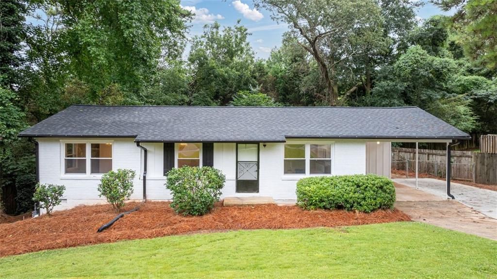 2062 GLENROY SE Drive, Smyrna, GA 30080