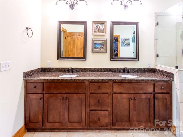 86 Crossings Circle, Fairview, NC 28730