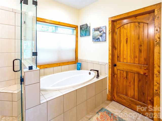 86 Crossings Circle, Fairview, NC 28730