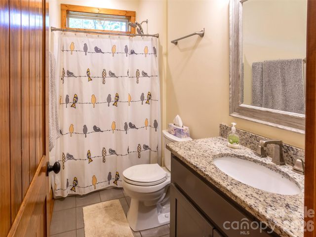 86 Crossings Circle, Fairview, NC 28730