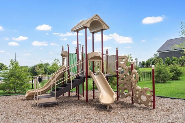 464 Buckwood Ave, W, Thompsons Station, TN 37179