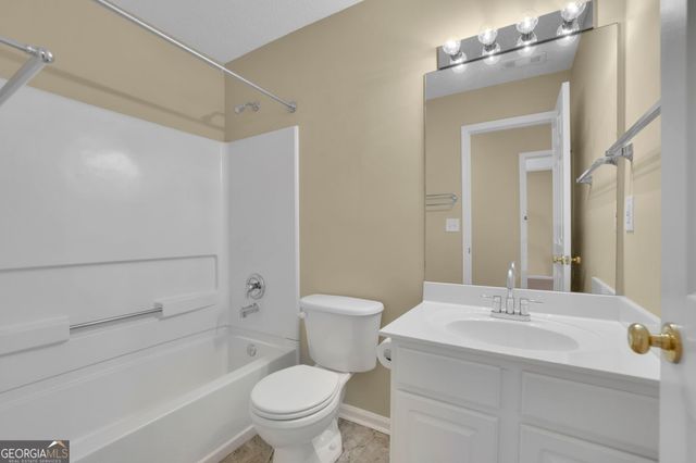 7204 Richland Court, Roswell, GA 30076