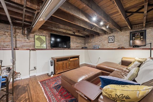 4334 N Mason Avenue, Chicago, IL 60634