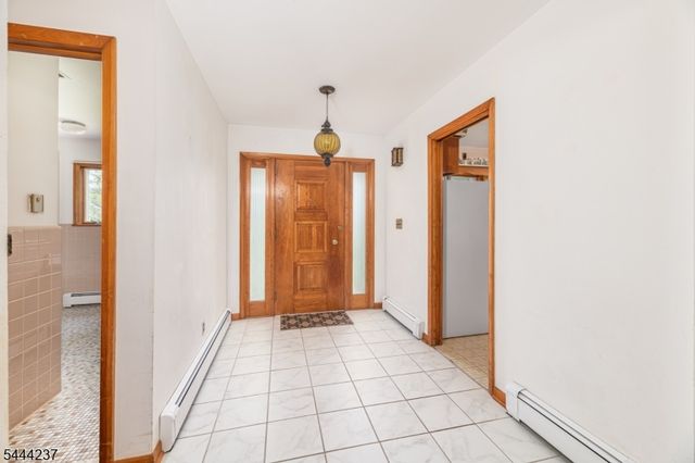 517 County Rd 517, Vernon Twp., NJ 07461