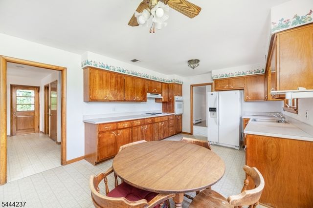 517 County Rd 517, Vernon Twp., NJ 07461
