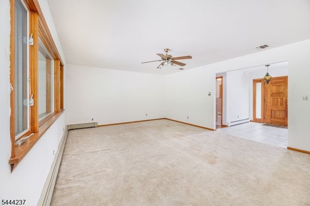 517 County Rd 517, Vernon Twp., NJ 07461