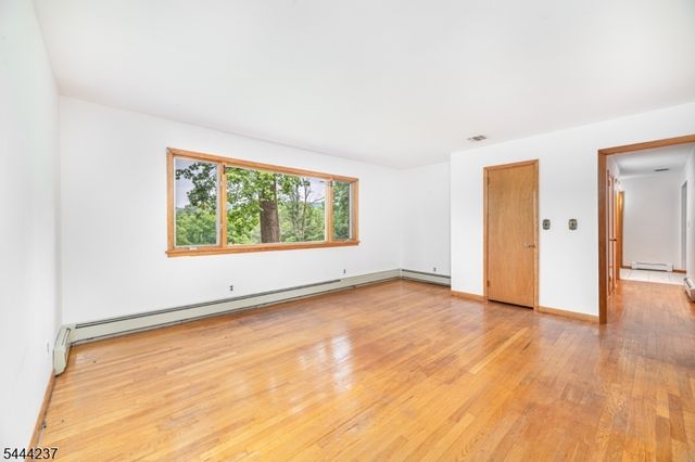 517 County Rd 517, Vernon Twp., NJ 07461