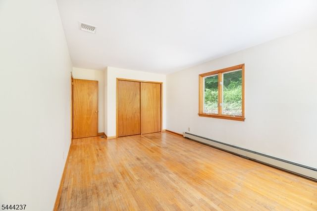 517 County Rd 517, Vernon Twp., NJ 07461