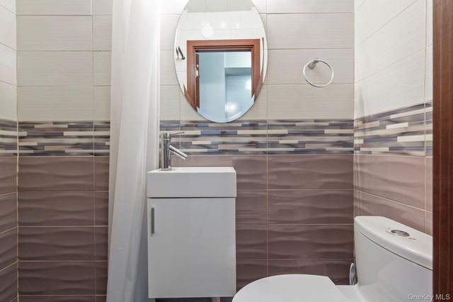 99-72 66th Road 1Z, Rego Park, NY 11374