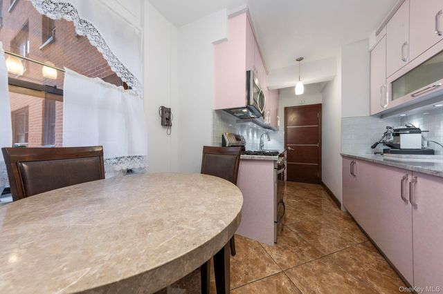 99-72 66th Road 1Z, Rego Park, NY 11374