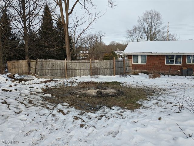 7407 Jefferson Road, Ashtabula, OH 44004