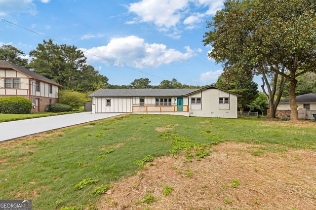 237 Sandra Drive NW, Lilburn, GA 30047