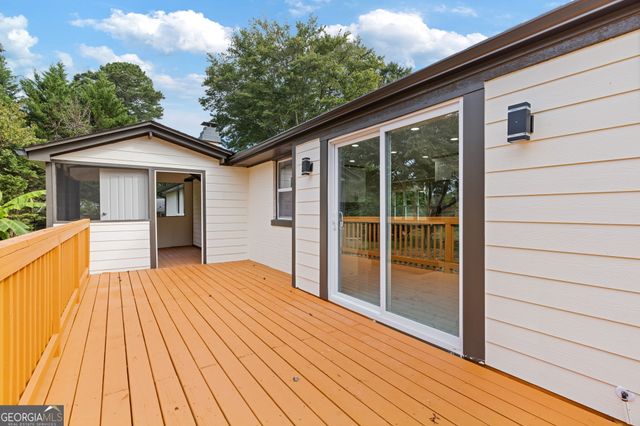 237 Sandra Drive NW, Lilburn, GA 30047