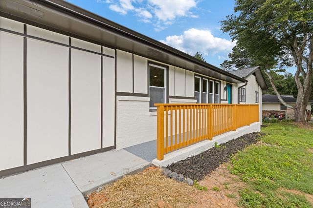 237 Sandra Drive NW, Lilburn, GA 30047