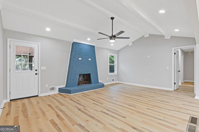 237 Sandra Drive NW, Lilburn, GA 30047