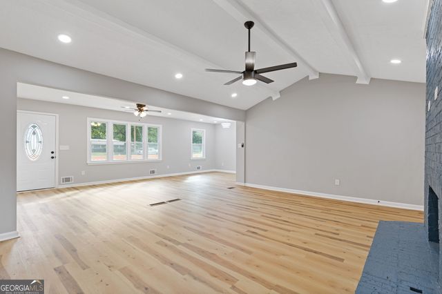 237 Sandra Drive NW, Lilburn, GA 30047